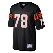 Load image into Gallery viewer, Anthony Munoz Cincinnati Bengals Mitchell &amp; Ness 1989 Retired Player Jersey - Black 2018/2019
