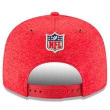 Load image into Gallery viewer, New Era Kansas City Chiefs Red 2018 NFL Sideline Home Official 9FIFTY Snapback Adjustable Hat