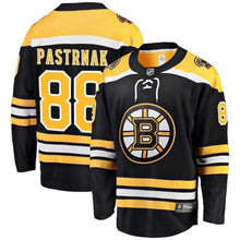 Load image into Gallery viewer, David Pastrnak Boston Bruins Player Swingman Jersey
