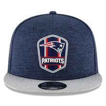 Load image into Gallery viewer, New Era New England Patriots Navy/Heather Gray 2018 NFL Sideline Road Official 9FIFTY Snapback Adjustable Hat