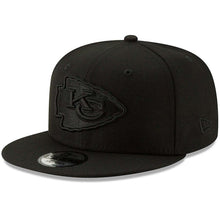 Load image into Gallery viewer, New Era Kansas City Chiefs Black Black On Black 9FIFTY Adjustable Hat